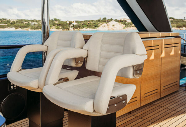 Cranchi 62