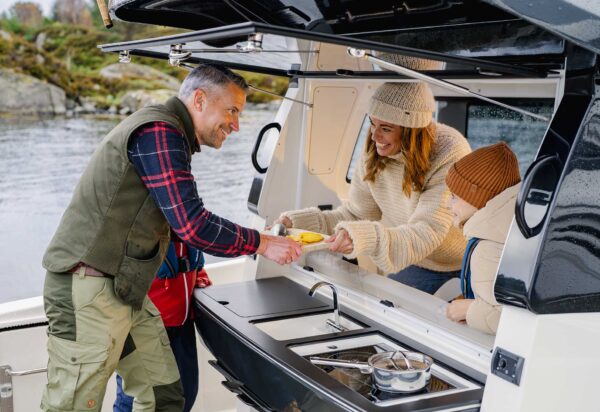 Navan Boats C30