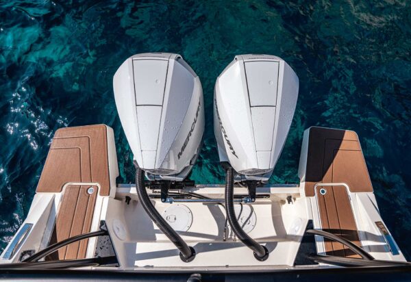 Navan Boats C30 Engines