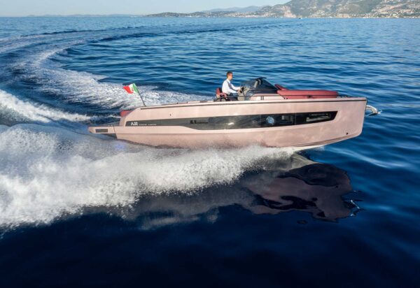 Cranchi A32 Luxury Tender