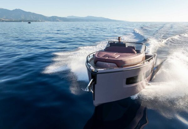Cranchi A32 Luxury Tender