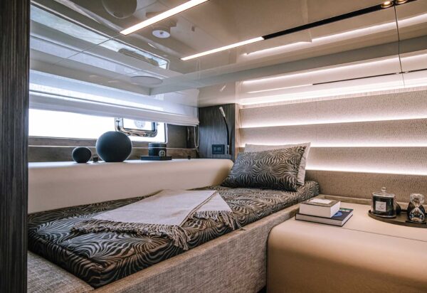 Cranchi A46 Luxury Tender