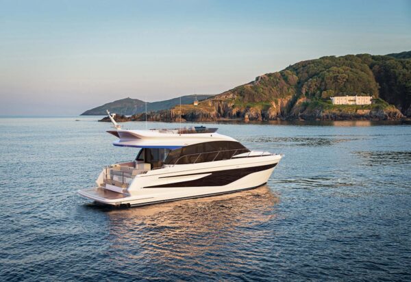Princess Yachts F54