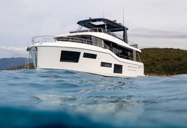 Beneteau Gran Trawler 63