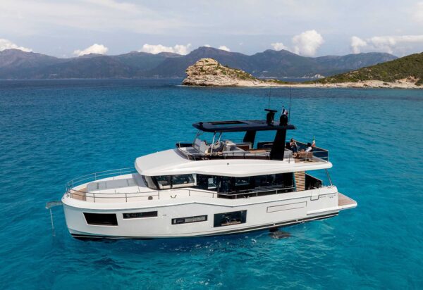 Beneteau Gran Trawler 63