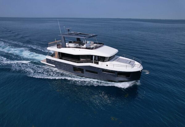 Beneteau Gran Trawler 63