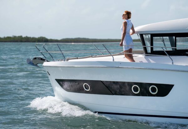 Beneteau Swift Trawler 37 Flybridge
