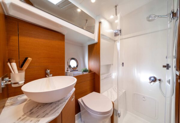 Beneteau Swift Trawler 37 Flybridge