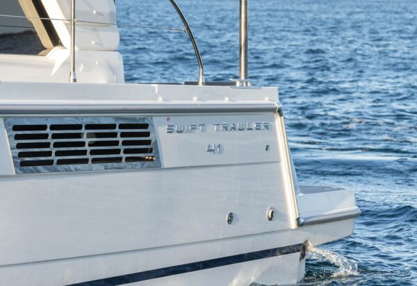 Beneteau Swift Trawler 41 Flybridge