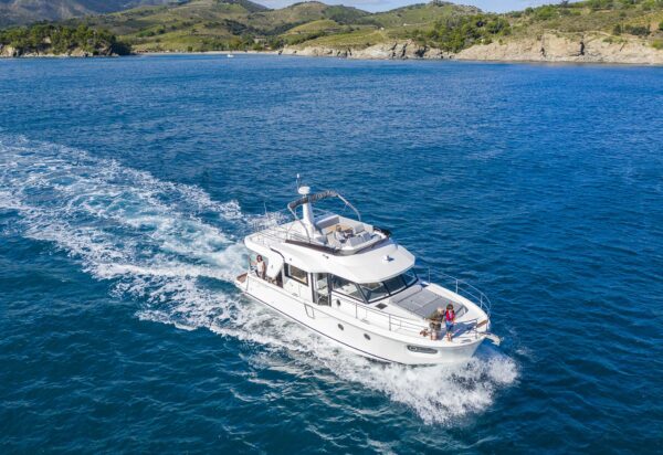 Beneteau Swift Trawler 41 Flybridge