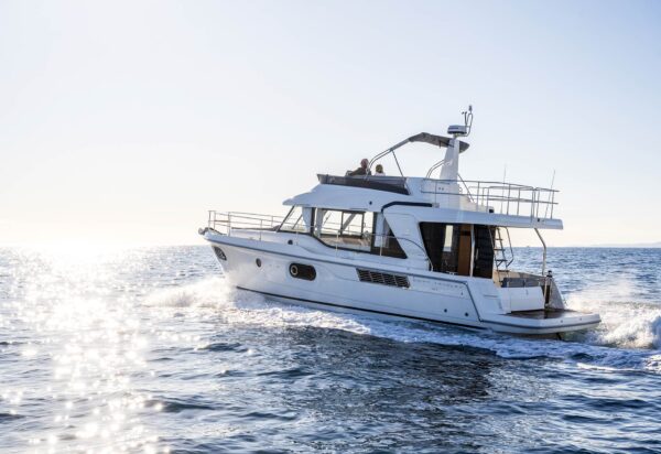 Beneteau Swift Trawler 41 Flybridge