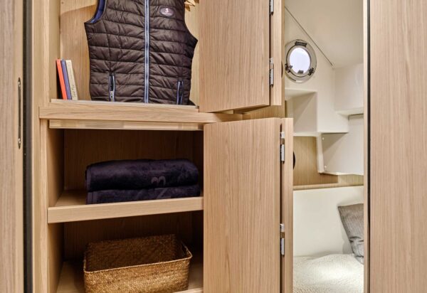 Beneteau Swift Trawler 48