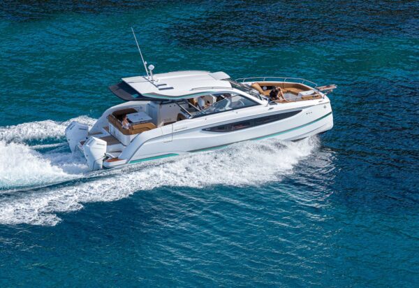 Jeanneau Powerboats TH38