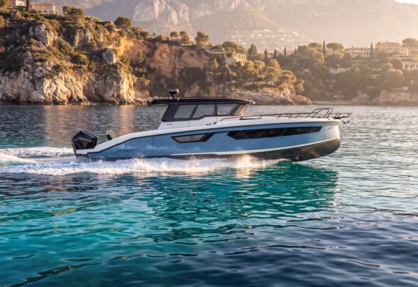 NAVAN C38